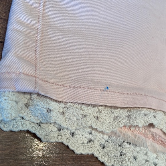 Pink short shorts - Picture 3 of 3